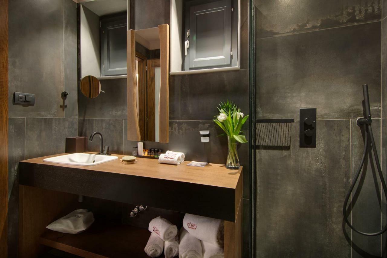 Kores Boutique Hotel & Spa Vitsa Bagian luar foto